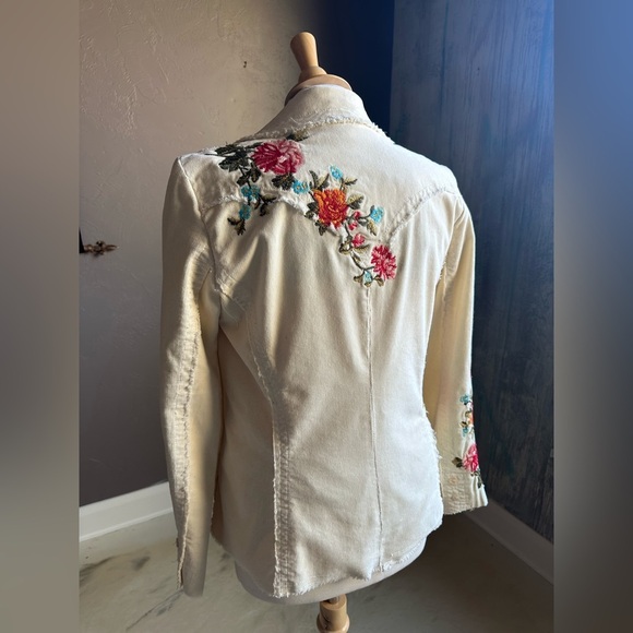 Johnny Was Embroidered Jacket – Size Small - Picture 3 of 10